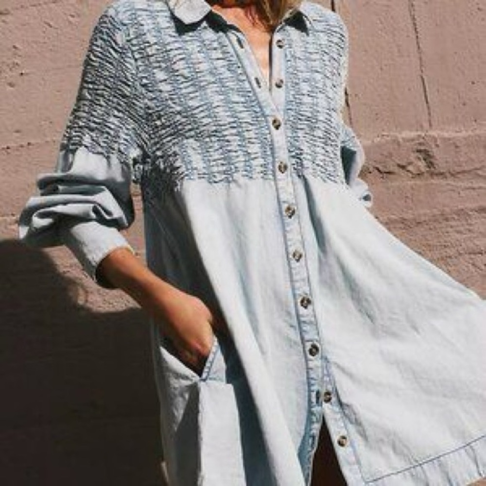 Free People Denim Find Me Now Mini Dress Buttons Smocked Glacier Blue S NWT